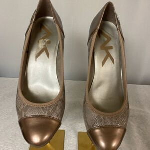 Anne Klein Sports women bronze silver wedge shoe  Size (7)